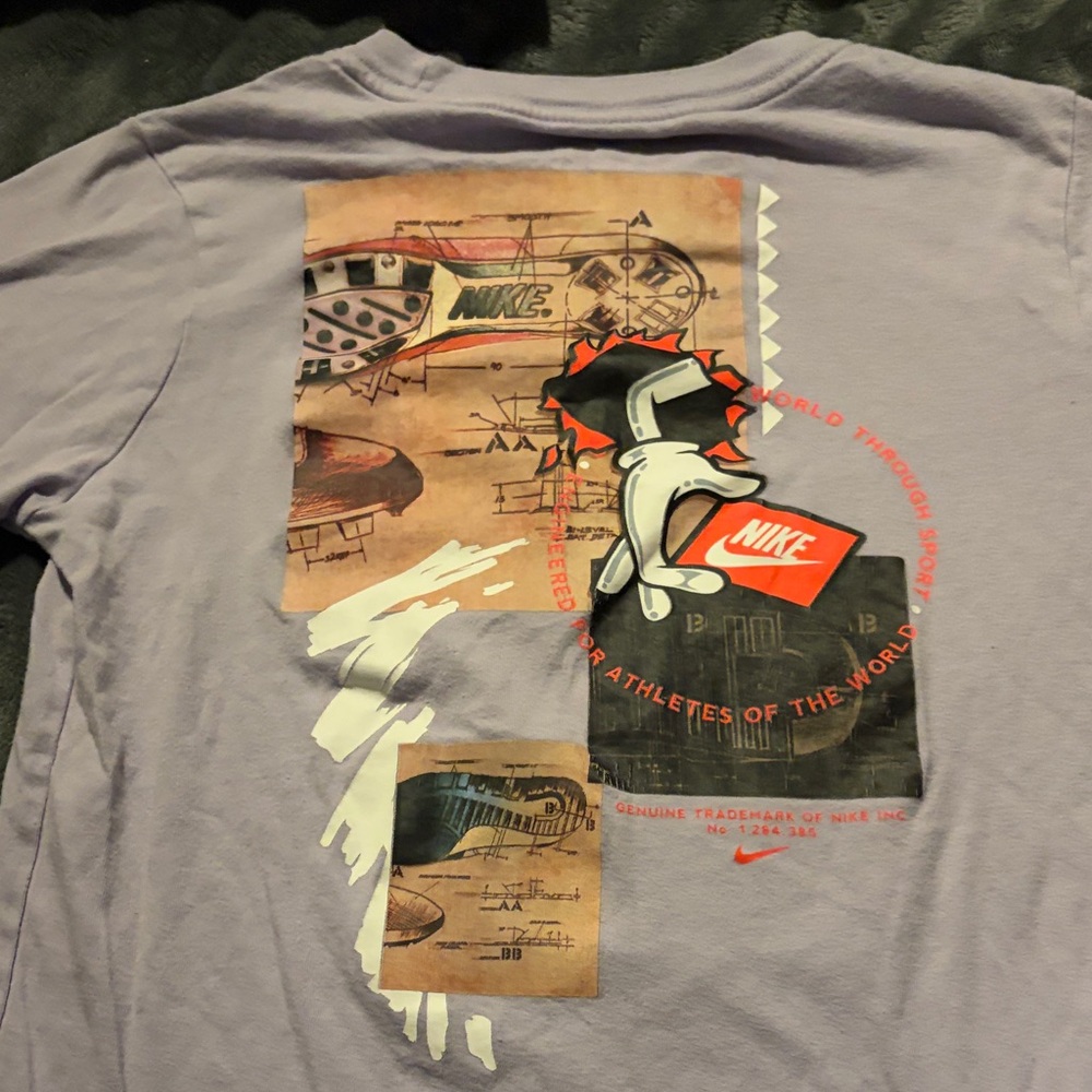 Nike Boys Lavender Tee with Graphic and Slogan - Picture 3 of 3